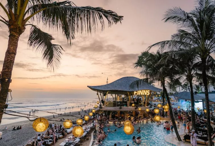club di kuta bali-finns beach club kuta