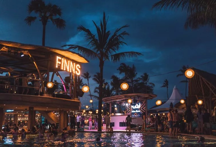 club di bali kuta-finns beach club legian