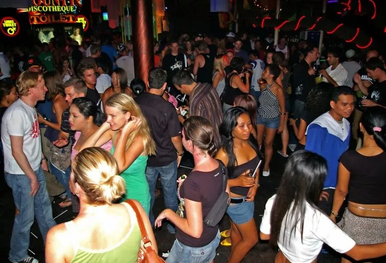 club di bali kuta-la favela club legian