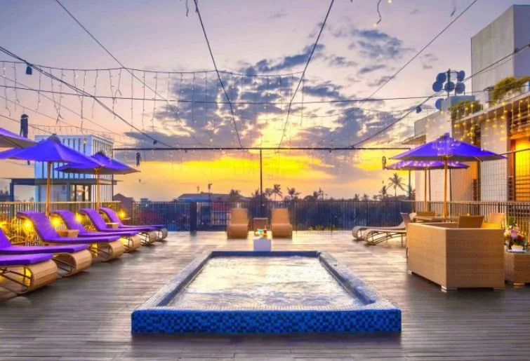 club di bali kuta-sky lounge rooftop horison seminyak