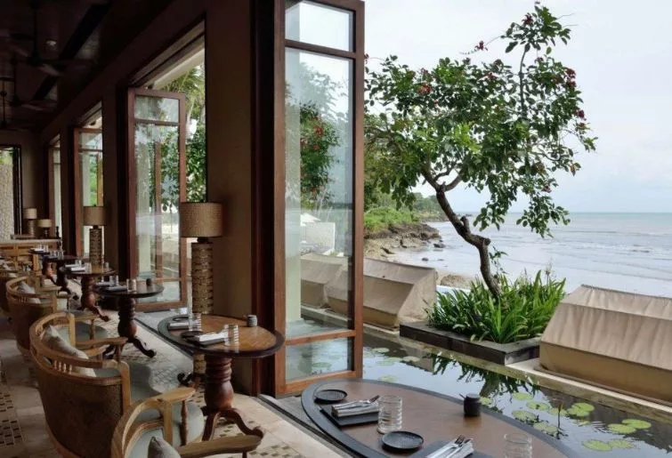 fine dining bali-sundara beach club