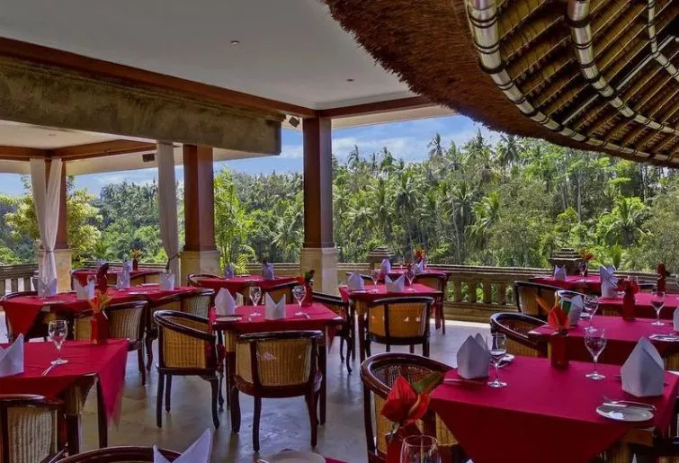 fine dining restaurant-cas cades bali