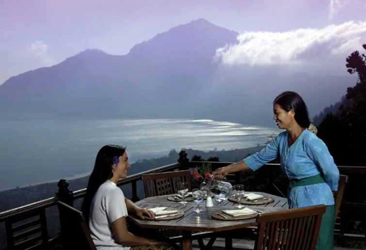 dining party bali-lakeview-bali