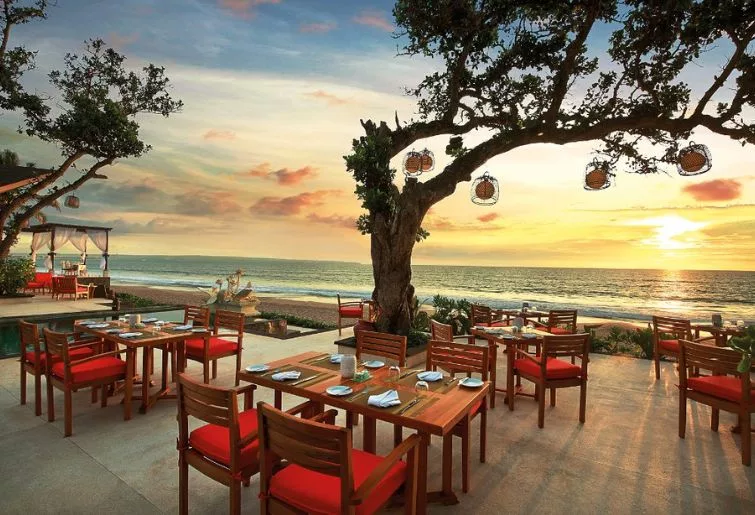 dining party bali-ocean breeze seminyak