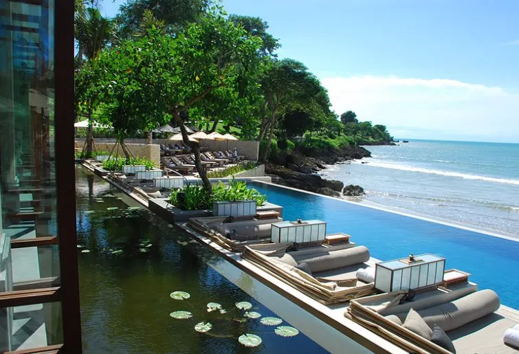 dining party bali-sundara beach club