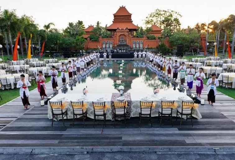dining party bali-taman bhagawan