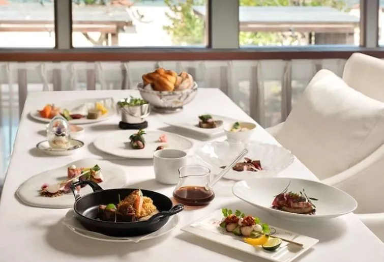 fine dining restaurant-kayuputi fine dining bali