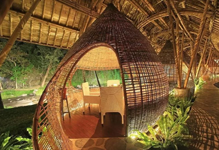 fine dining restaurant-kubu at mandapa restaurant bali