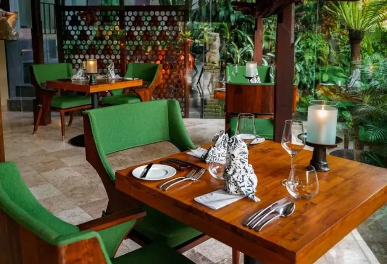 fine dining restaurant-mozaic bali ubud restaurant