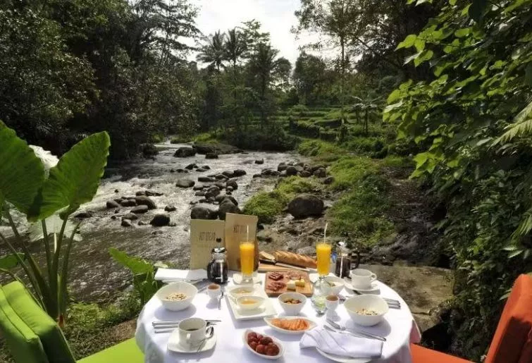 fine dining restaurant-swept restaurant