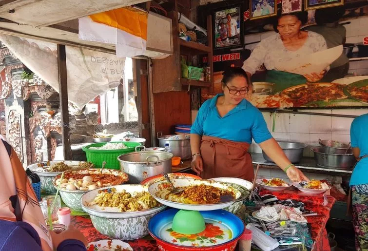 restoran di bali-nasi bali men weti