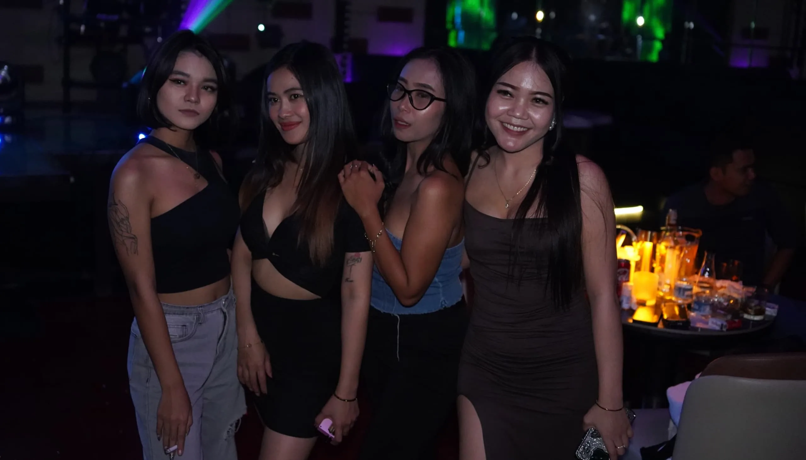 Simpang Enam Berpesta (Sepesta) di @ Club Akasaka Bali.