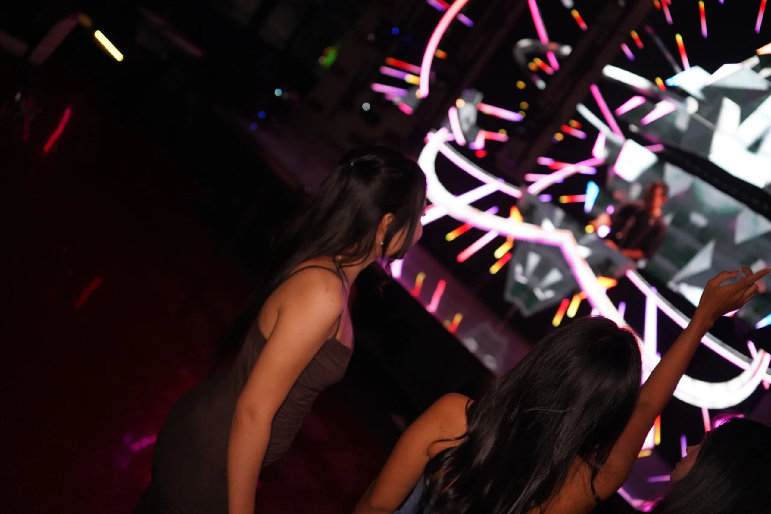 Sensasi seru Karaoke, Dj Koplo dan Dj Indo Bounce jadi Satu event di @ Club Akasaka Bali.