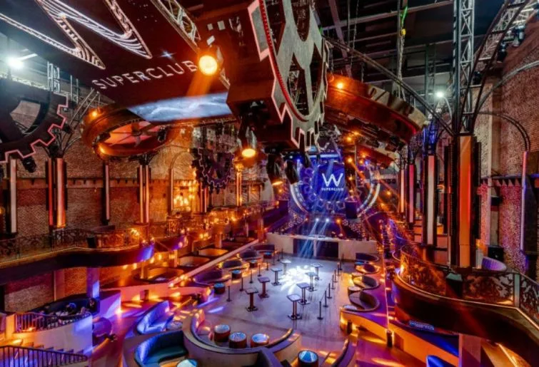 lounge malam di bali-atlas bali
