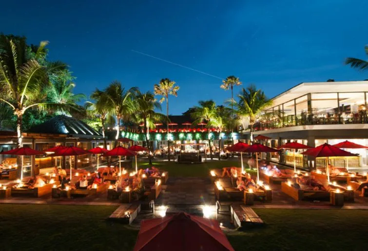 lounge malam di bali-kudeta