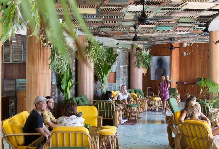 lounge malam di bali-potato head bali seminyak